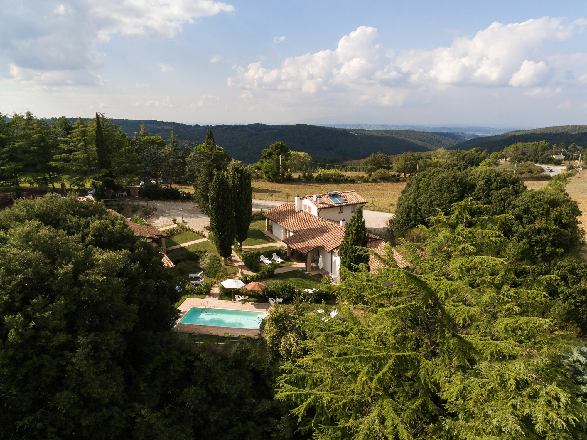 Borgo Le Colline Luxury Agriturismo In Tuscany Gambassi Terme Zewnętrze zdjęcie